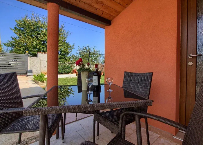 וילה Cozy With Private Pool Near Pula